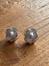 boucle d’oreille Chanel