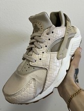 Wmns Air Huarache Run Premium