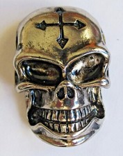Broche skull tête mort