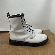 Dr. Martens Women Size 6 1460
