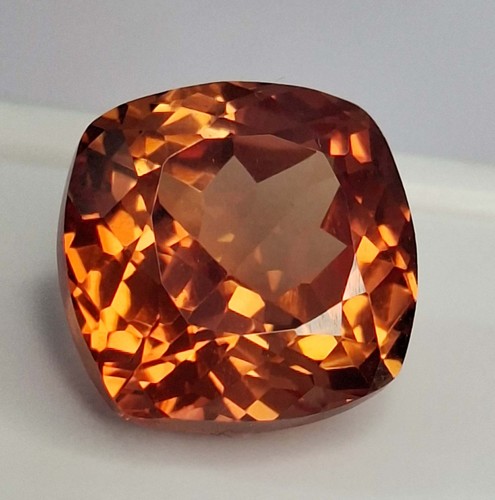 Padparadscha zaffiro forma - padparadscha,
