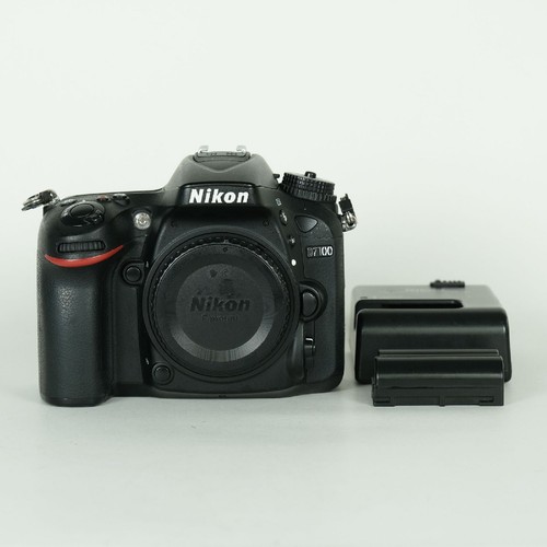Nikon d7100 attacco - attacco, f