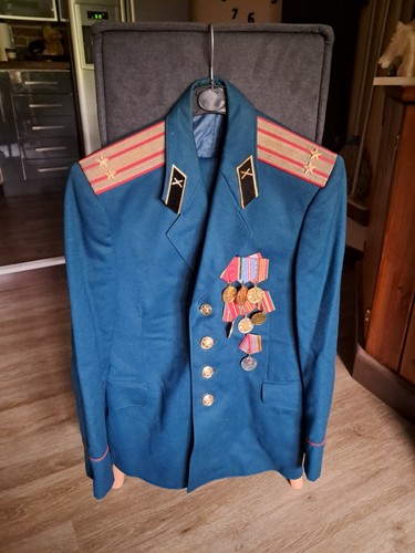 Uniforme russe avec - uniforme,