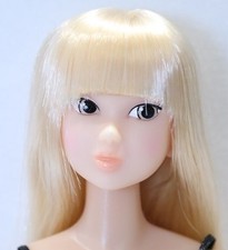 Rara bambola CCS momoko