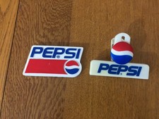 VINTAGE PEPSI-COLA SODA ADVERTISING REFRIGERATOR MAGNET & MAGNETIC CLIP