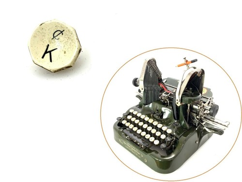 Oliver typewriter key - oliver, k