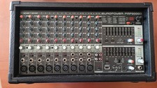 Mixer amplificato Behringer