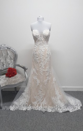 Abito sposa in pizzo - in,