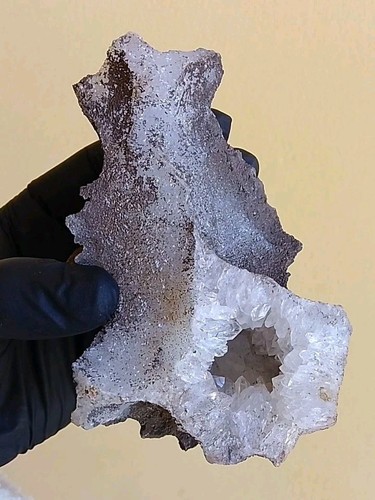Minerali geode di quarzo - di,