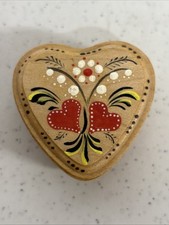 Portagioie cuore in legno