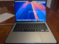Apple MacBook Air 13,6" Retina