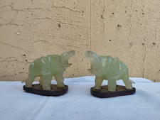 ANTICA COPPIA DI ELEFANTI ELEFANTINI IN GIADA GIADEITE CON BASI IN LEGNO Leggere