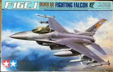 Tamiya F-16CJ Fighting Falcon