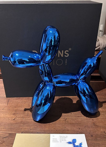 Jeff koons balloon - koons, dog