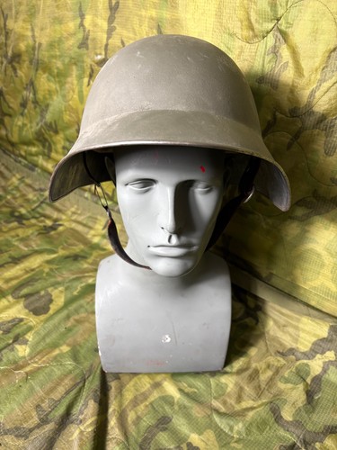 Elmetto acciaio esercito
