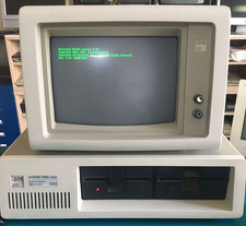 Computer PC Vintage IBM 5160 640KB RAM, 2 floppy 5,25" + Monitor 5151 - PERFETTO