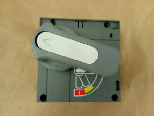Maniglia interruttore abb sace - maniglia,