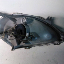 SX. TRASPARENTE PROIETTORE ANT. TOYOTA YARIS 1.4 D-4D JPP Ber. 0d1c19