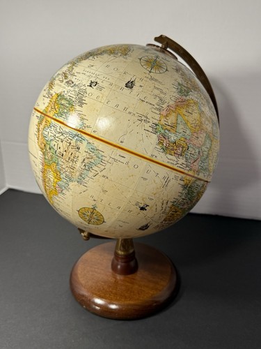 Mappamondo stile vintage - , su