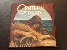 THE GRATEFUL DEAD Wake of the