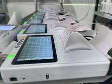 Elettrocardiografo 7 pollici