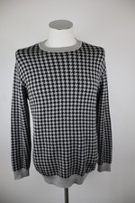 GUESS MENS SWEATER SIZE L MAN