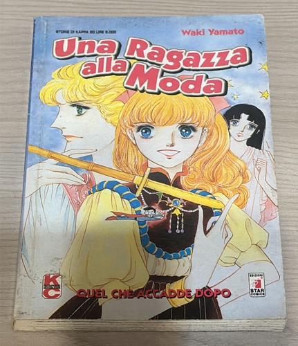 Una ragazza alla moda waki - una,