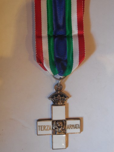 Croce della armata incisa - croce,