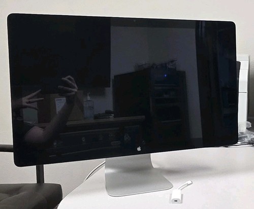 Apple thunderbolt display - apple,