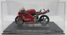 Modellino scala 1:24 con teca Moto Ducati 996 Carl Fogarty 1999 vv19