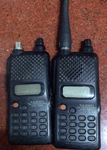1pcs yaesu 300 radio - yaesu, vx-300
