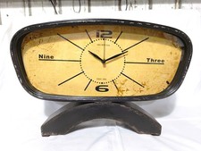 Orologio da tavolo in metallo