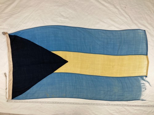 Large vintage bahamas courtesy - large,