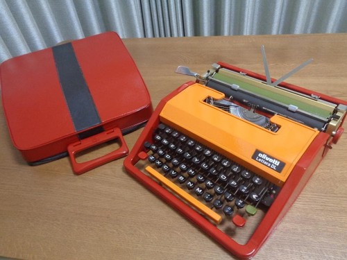 Olivetti lettera typewriter - lettera, dl