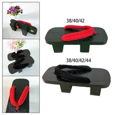 Scarpe con zoccoli in legno