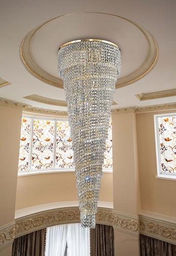 Lampadario classico spirale