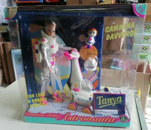 Tanya astronauta cammina - tanya,