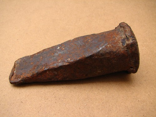 Cuneo vintage antico metallo