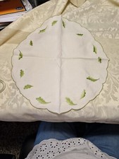 Lotto di 2 Centri lino bianco ricamato a mano  cm. 25 39x36 B17 (14) doily Lin °