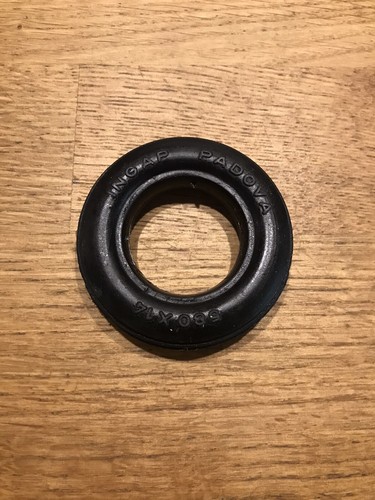 Pneu avant pour ferrari - avant,