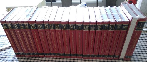 1993 new standard encyclopedia - 1993,