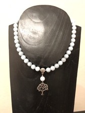 Collana Di Acquamarina Milk A Sfere 10 mm. Ciondolo Albero Della Vita.