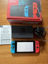 Nintendo Switch V2 Usata