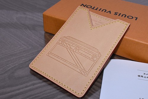 Louis vuitton porta - louis,