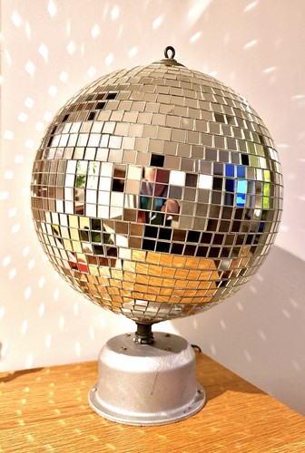 Vue more disco ball - vue-more,