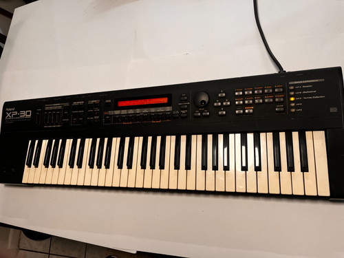 Roland 64 voice - 64,