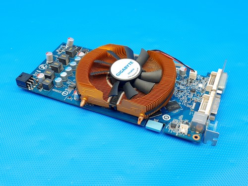 Gigabyte nvidia geforce 9800gt - geforce,