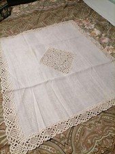 Centrotavola Uncinetto Con Lino