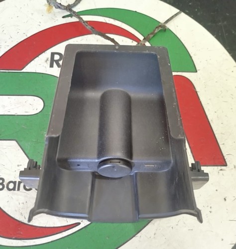 Cassetto vano portaoggetti - cassetto,