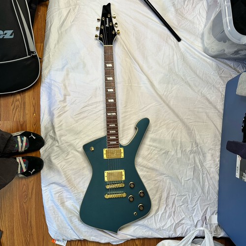 Ibanez iceman model ic420abm - model,